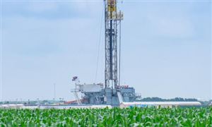 机构：全球芯片销售额4月下降逾20%2024年料将反弹(图13)