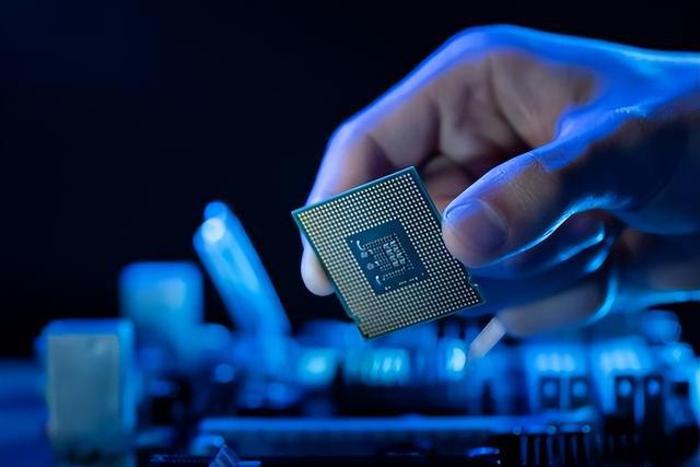 “内幕”曝光！中国芯片为何不怕美国封锁台积电高管揭真正原因(图4)