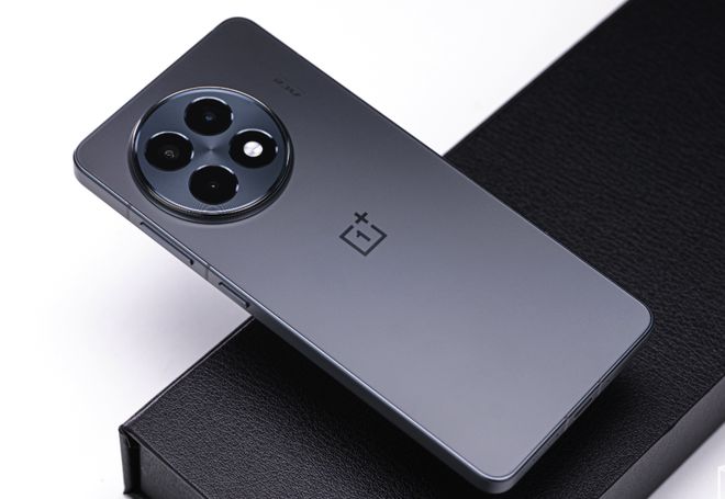 别选错了最值得买的骁龙8至尊版手机目前是这三款(图3)