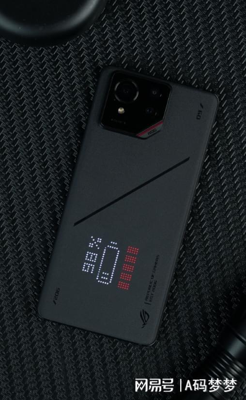 鲁大师Q1手机性能排行榜：TOP1不止性能拉满手游玩家照着买准没错(图3)