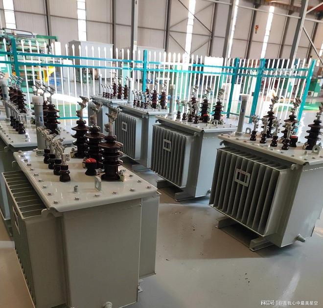 马斯克一语成真全球抢购的不是芯片而是中国20万一台变压器